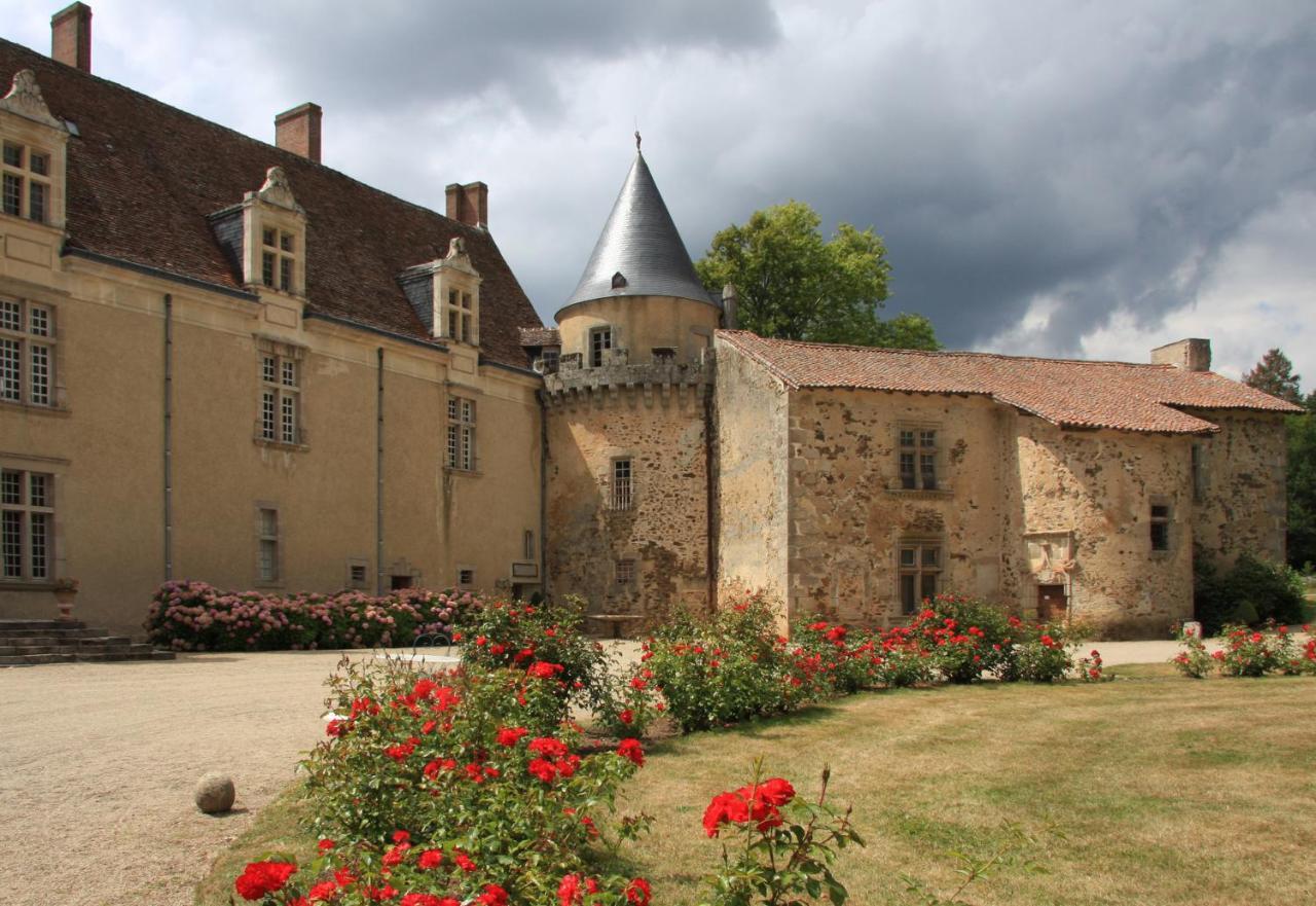 Chateau Du Fraisse Nouic Bagian luar foto